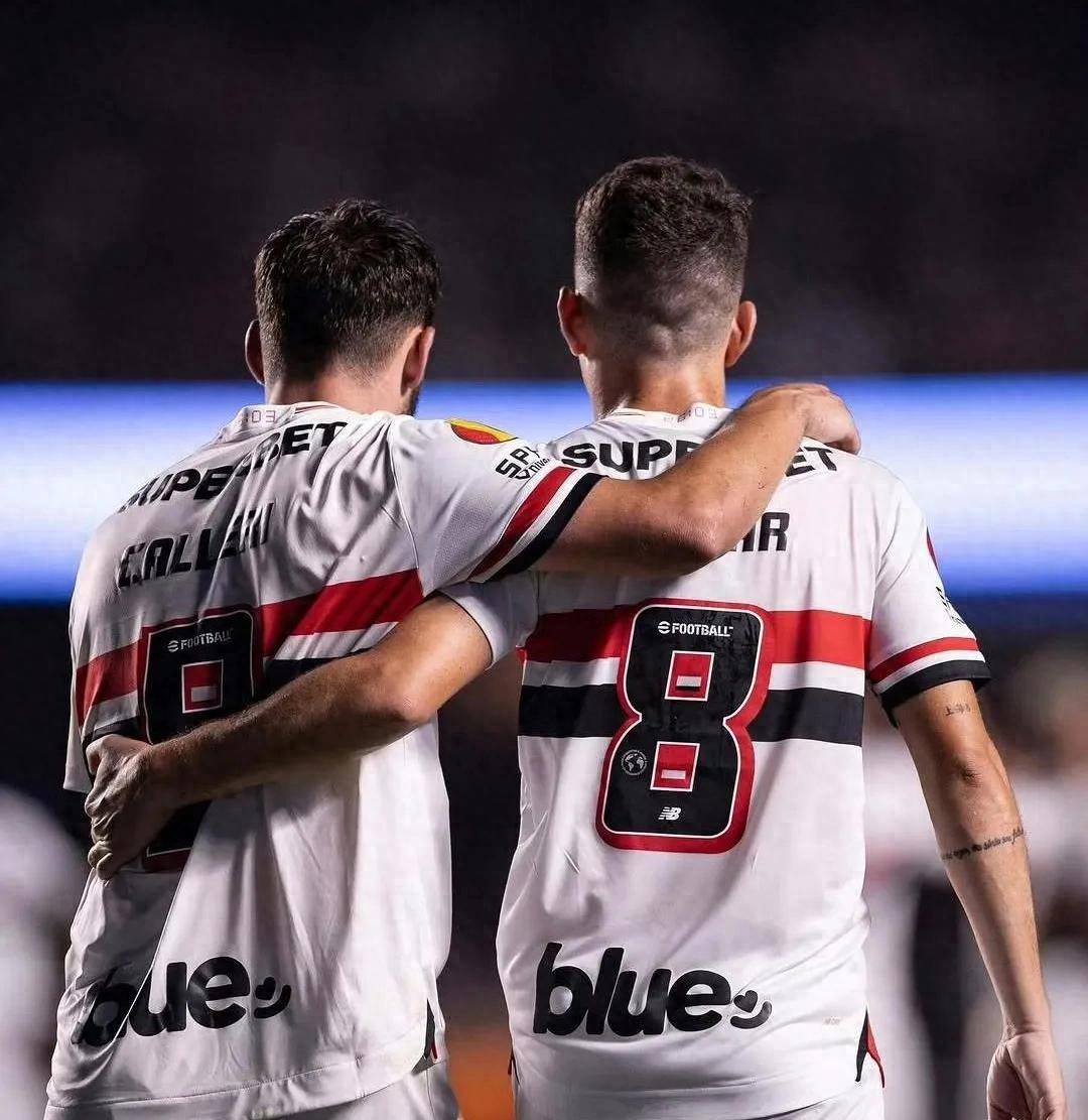 亚博app-新奥尔良鹈鹕训练开放日，窗口期远射贴柱引欢呼，中超在即，细节决定成败-亚博app