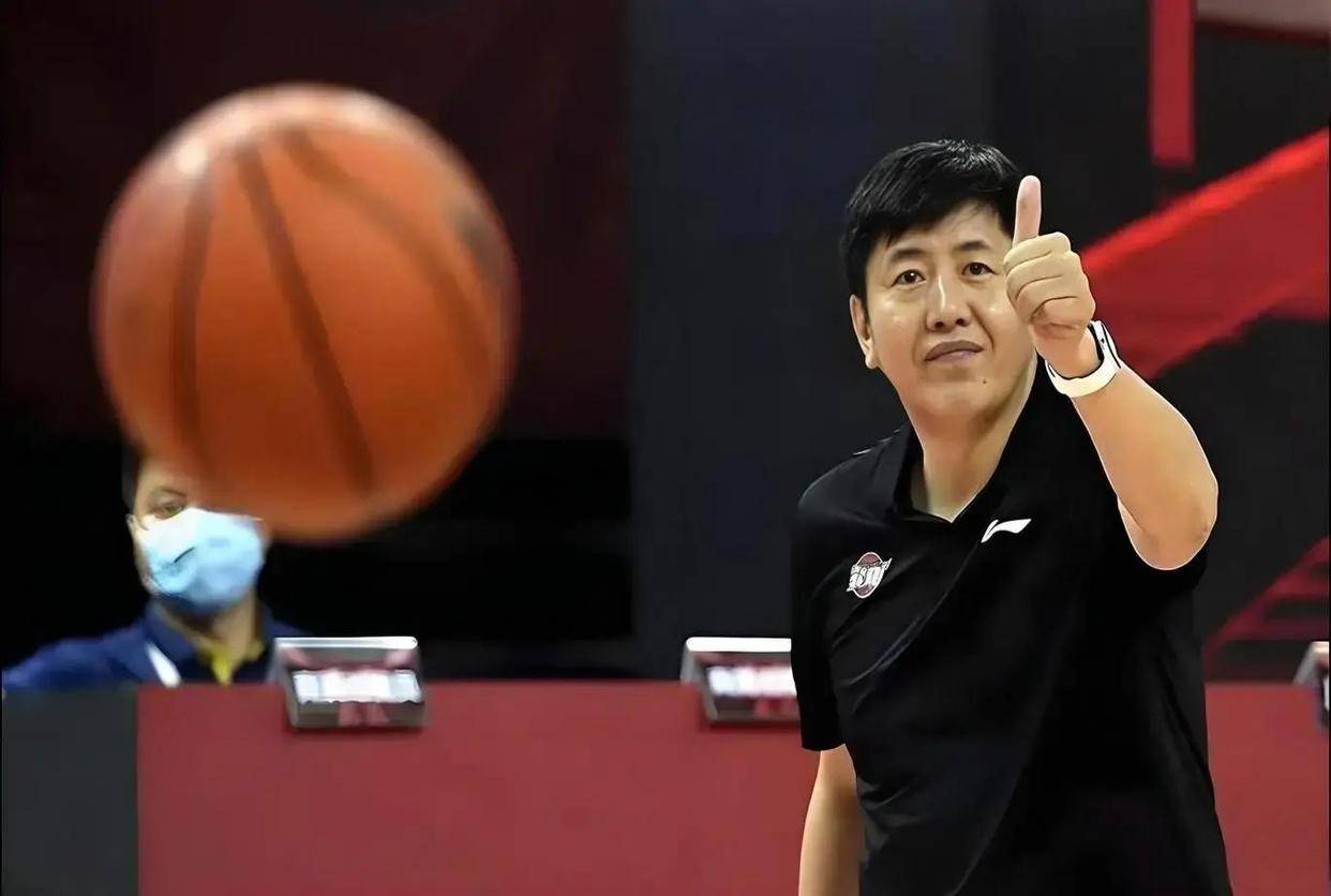 亚博中国官网-今夜突围战来临；浙江队围绕CBA季后赛官宣签约；悬念犹存；更衣室氛围转暖的简单介绍-亚博中国官网